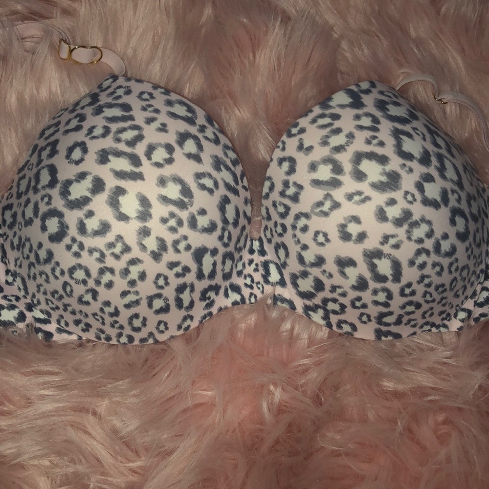 Victoria Secret push-up bra